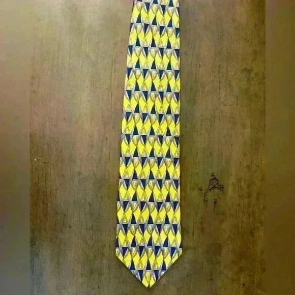 Kenneth Cole Men’s All Silk Yellow Navy Gray Geometric Neck Tie - Picture 1 of 4